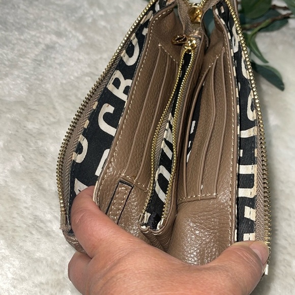 Marc by Marc Jacobs Brown Leather Wristlet - Picture 6 of 15